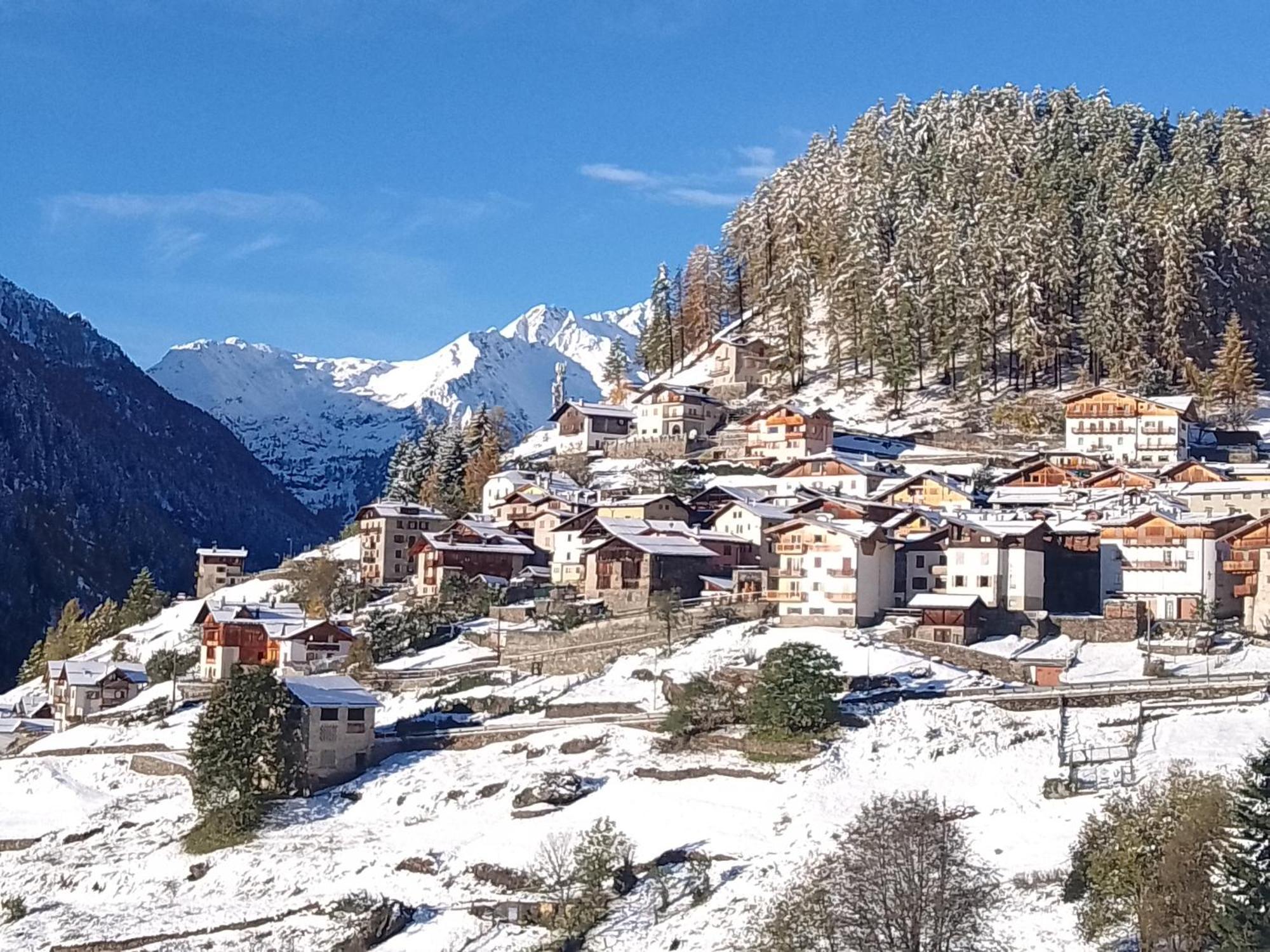 Un Balcone Sulla Val Di Pejo